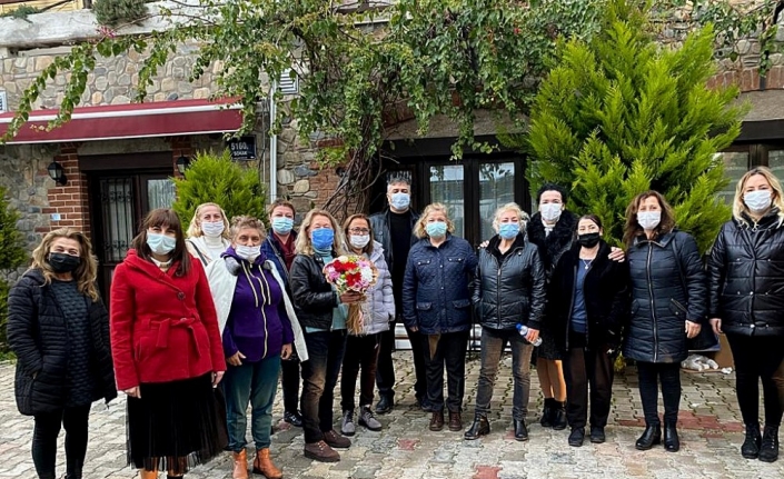 Çeşme Kaymakamı, kadın örgütlerini ziyaret etti