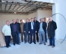 KÜÇÜKKÖY’DE BELEDİYE MECLİS ÜYELERİ YENİ BELEDİYE BİNASINI GEZDİ