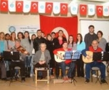 ÜNİVERSİTE KOROSU KONSER HAZIRLIĞINDA