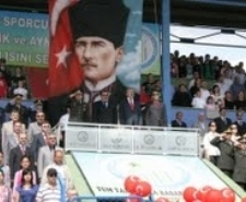 EDREMİT'TE 19 MAYIS COŞKUSU