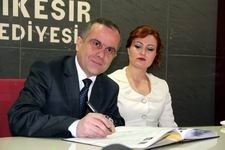 KOÇ ERDİ MURADINA DARISI DİĞER BEKARLARA