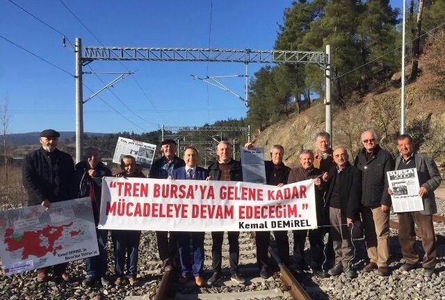 22 yıllık tren sevdasından vazgeçmedi