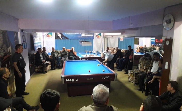 3 bant bilardo il şampiyonası Edremit’te yapıldı