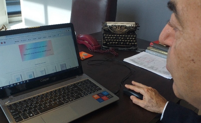 Artık kütüphane cepte