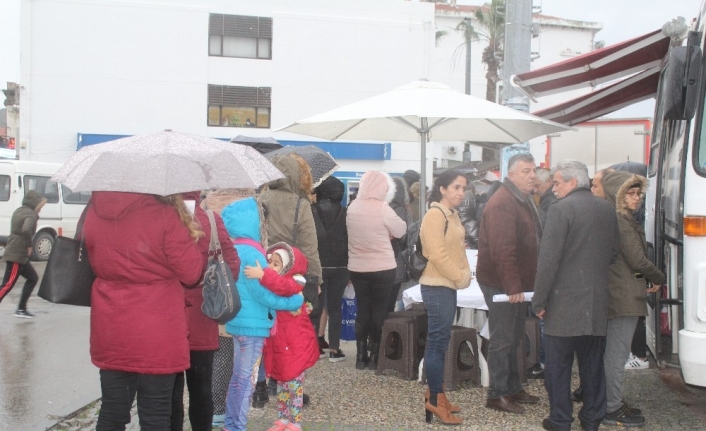 Ayvalık Öykü Arin Yazıcı ve lösemi hastaları için tek yürek oldu