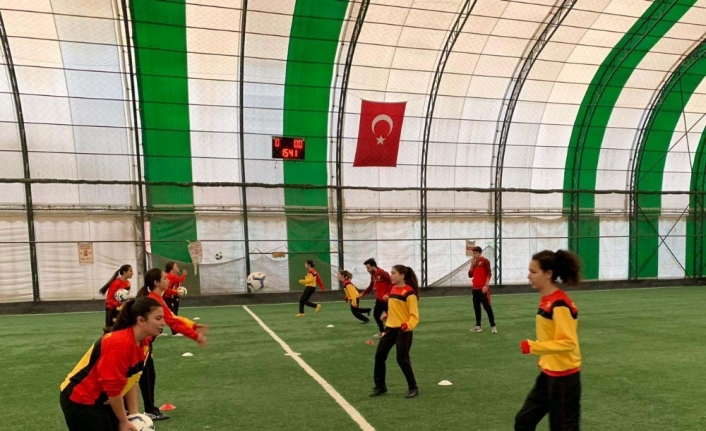 Balıkesir’de  Göztepe Futbol Okulu Açıldı
