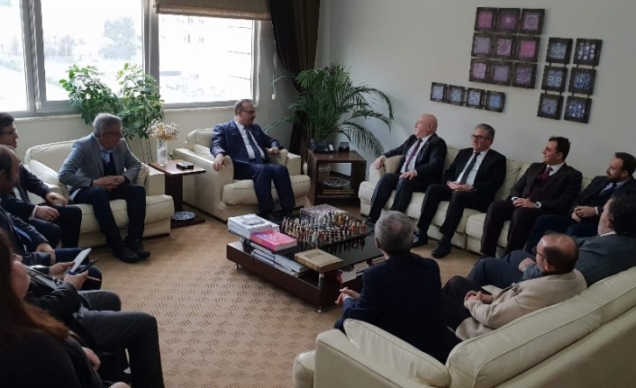 Bursa Valisi Canbolat BGC’ye konuk oldu