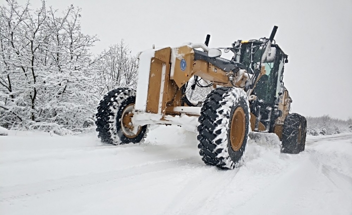 Bursa’da 24 saat karla mücadele