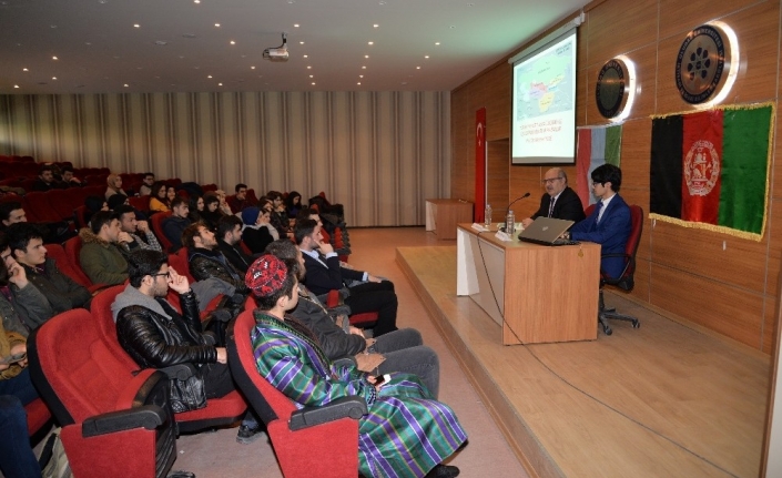 BUÜ Rektör Yardımcısı Yüce: “Türk milleti vatanını terk etmez”