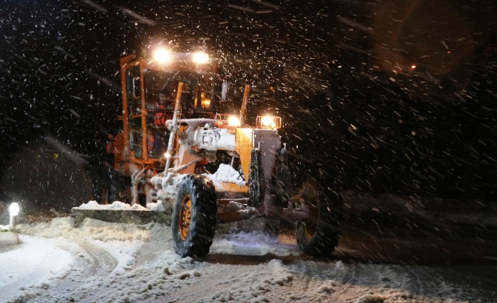 Çanakkale’de kar yağışı etkili oluyor