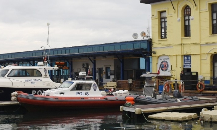 İzmir’de denizde ceset bulundu