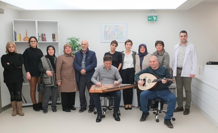 Kanser hastalarına Türk sanat müziği morali