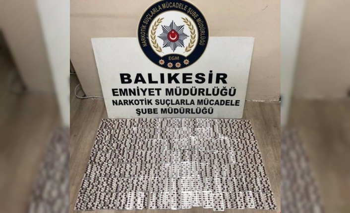 Kargodan bin 848 adet uyuşturucu hap çıktı