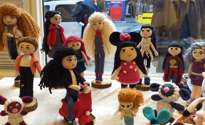 Kimsesiz çocukların minik elleriyle yaptığı ürünler göz kamaştırdı