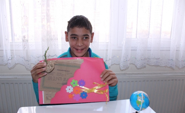 Özel öğrencilere çevreye duyarlı karne