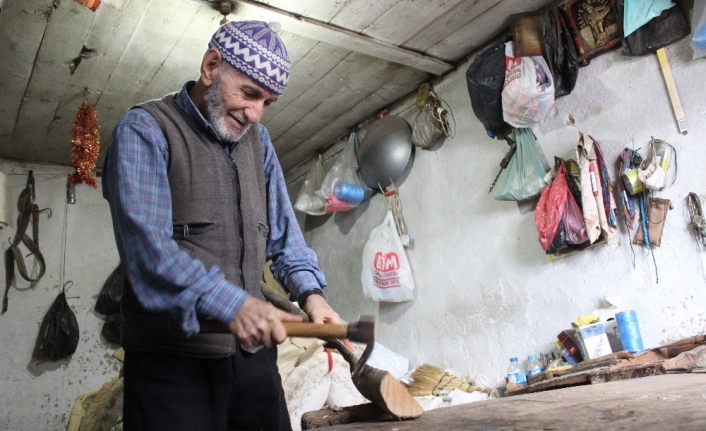 Son ustanın yaptığı semerler piyasada eşek olmadığı için elinde kaldı