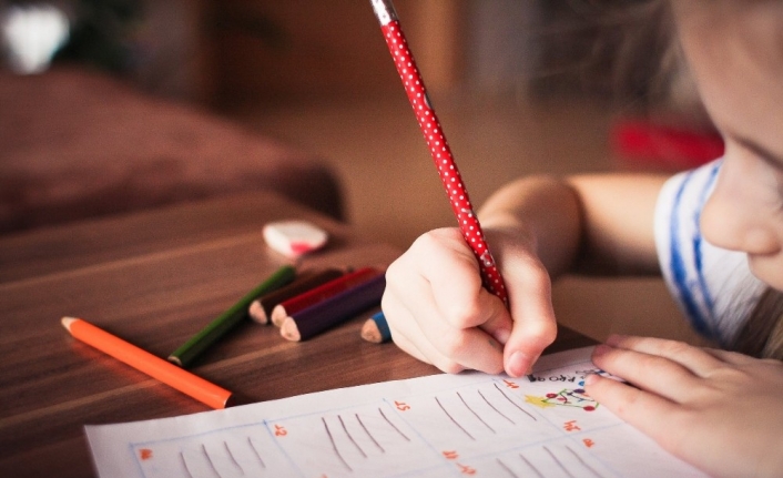 Uzmanlardan ’kötü karne getiren çocukları dinleyin’ uyarısı