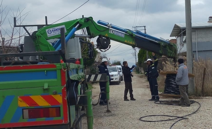 80 bin liralık kabloları çaldılar