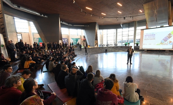 Bilim kampı öğrencilerinden Fetih Müzesi’ne ziyaret