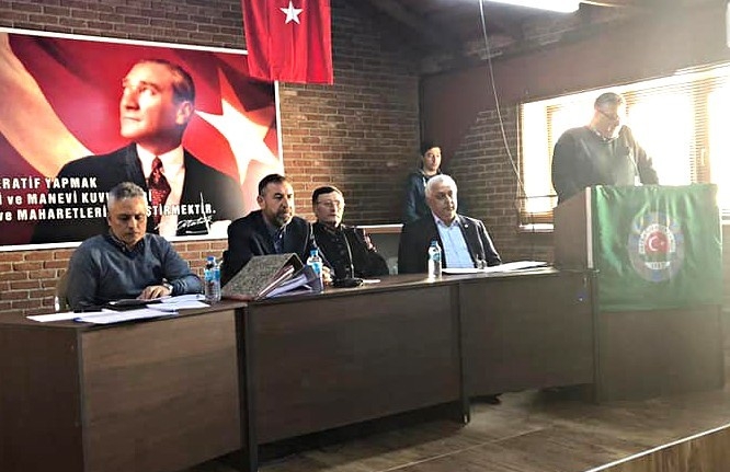 Edremit Ziraat Odası’nda ’zeytinin babası’ Cahit Çetin, onursal başkan seçildi