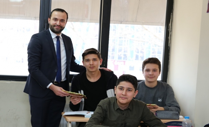 Öğrencilere moral ziyareti