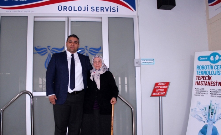 (Özel) Kadın hastaya ağız mukozasından idrar yolu yaptılar