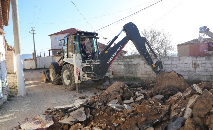 Pelitköy’de 62 bin metrekare parke döşendi