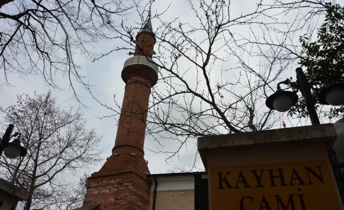 Tarihi camiden 9 yıl önce çalınan hat Beyoğlu’ndaki antikacıya satılmaya getirilince Vakıflar müzesine döndü