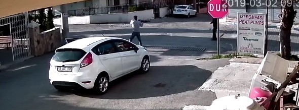 AK Parti meclis üyesi adayına silahlı saldırı