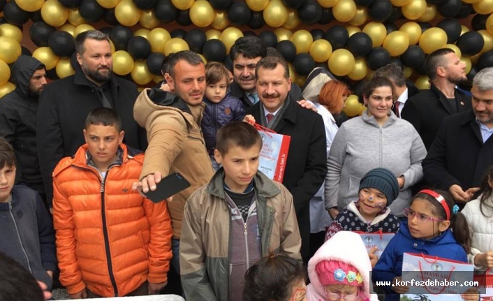 Başkan Yücel Yılmaz Havran'a çıkarma yaptı