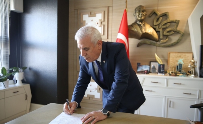 Bozbey, ‘Doğa Dostu Belediye Başkanı Taahhütnamesi’ni imzaladı
