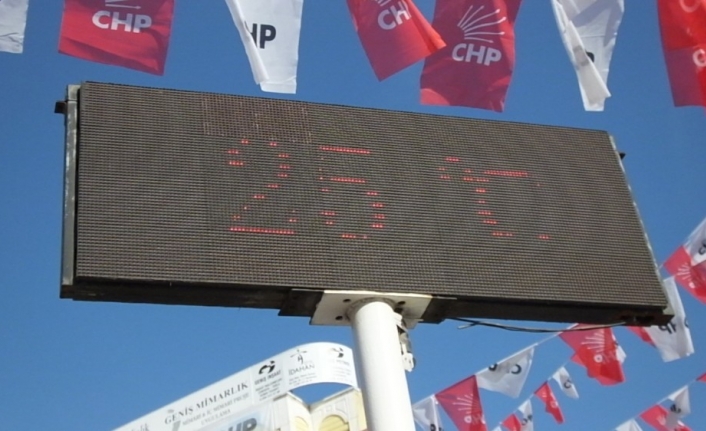 Burhaniye’de termometreler 26 dereceyi gösterdi