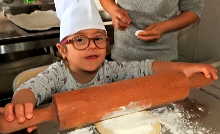 Down sendromlu çocuklardan özel pizza
