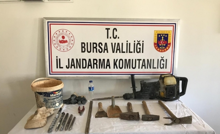 Jandarma definecilere göz açtırmıyor