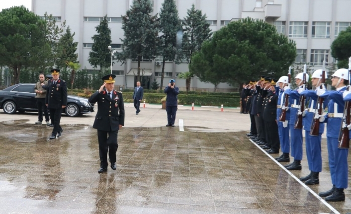Jandarma Genel Komutanı Çetin, Bursa İl Jandarma Komutanlığı’nı ziyaret etti