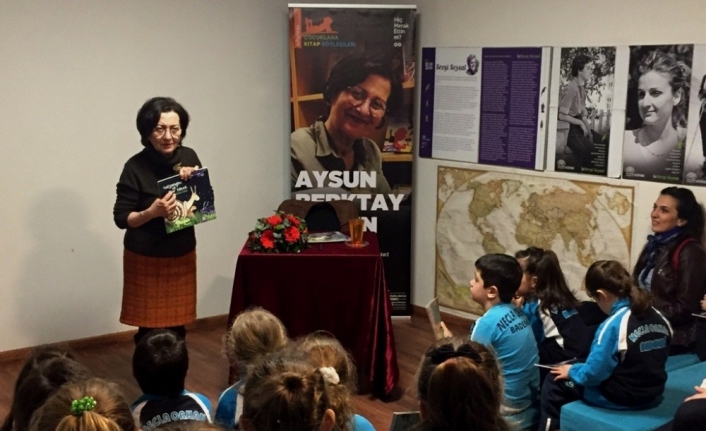 Kitaplarını okudukları yazarla buluştular