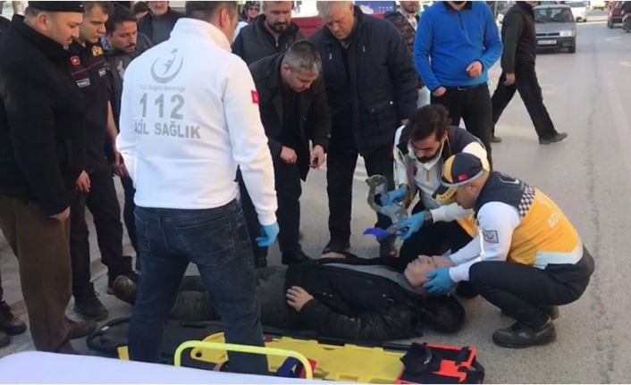 Köpeğe çarpan motosiklet sürücüsü yaralandı