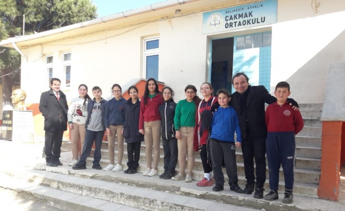 Mehmet Akif Ersoy Ortaokulu geleneği bozmadı