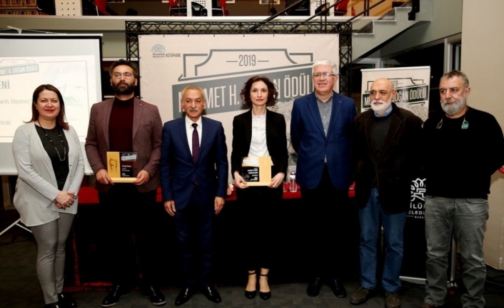 ‘Mehmet H. Doğan Ödülü’nün sahibi Özkarcı oldu