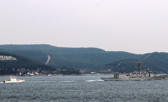 NATO’ya bağlı savaş gemileri Çanakkale Boğazı’ndan geçti