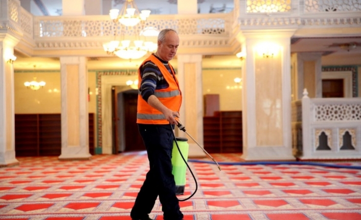 Nilüfer’in camilerinde bahar temizliği