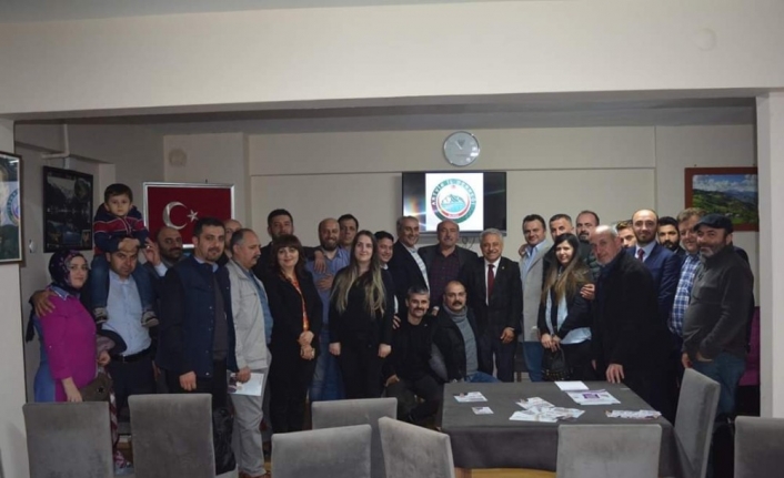 Özbek Artvinlilerle buluştu