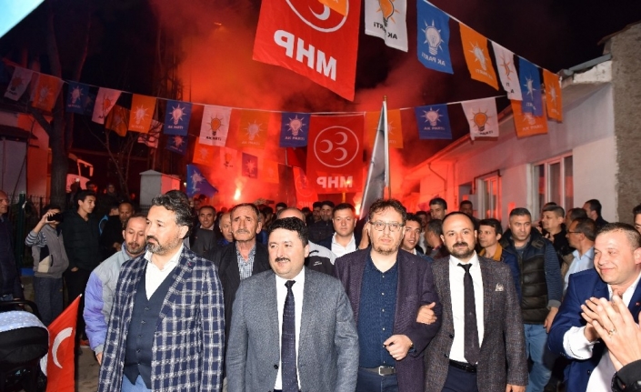 Romanlardan Başkan Avcı’ya büyük destek