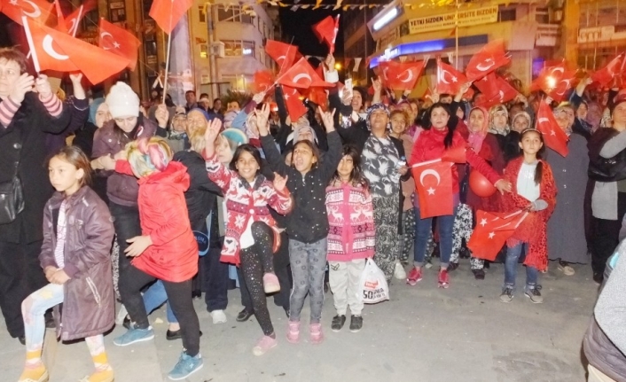 Yılmaz, Büyükşehir Belediye Başkanı gibi karşılandı