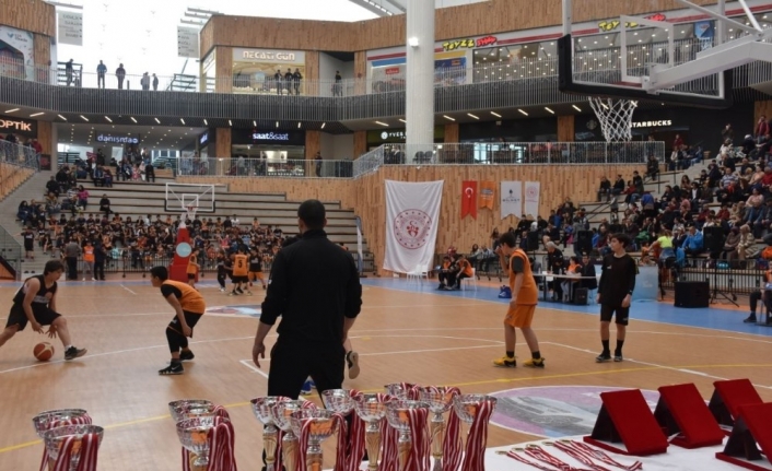 10 Burda’da Sokak Basketbolu Heyecanı