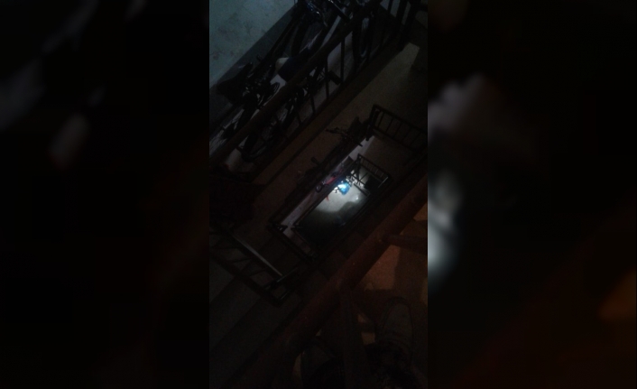 5. kattan düşen çocuk kurtarılamadı