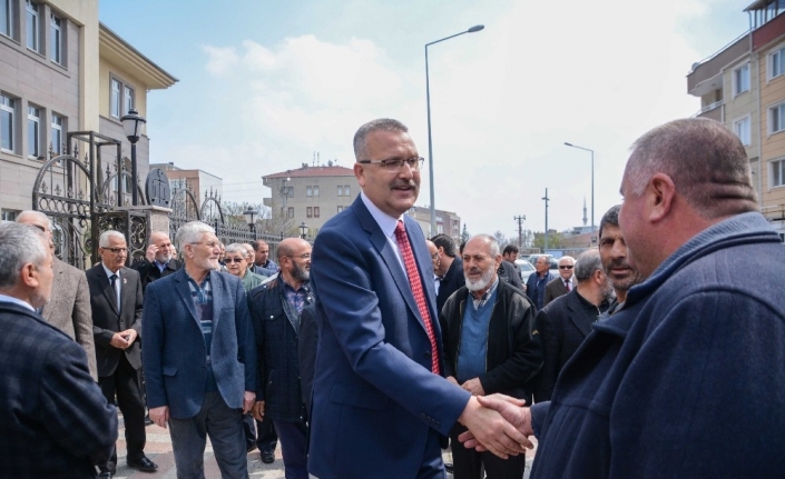 Başkan Ali Özkan mazbatasını aldı