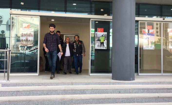 Bursa’da uyuşturucu operasyonu: 3 gözaltı
