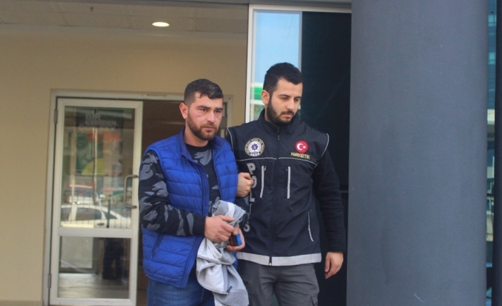 Bursa’da yarım kilo uyuşturucu ele geçirildi