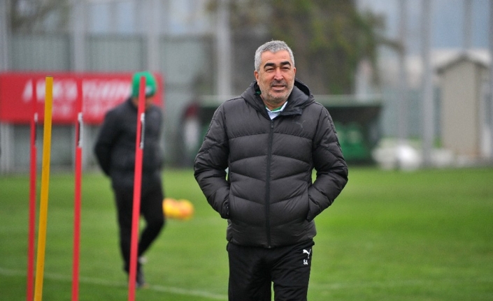 Bursaspor’da Samet Aybaba dönemi bitti